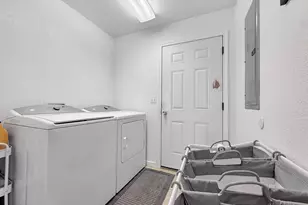 98557 Woodriff Ln, Brookings, OR 97415 - Photo 27