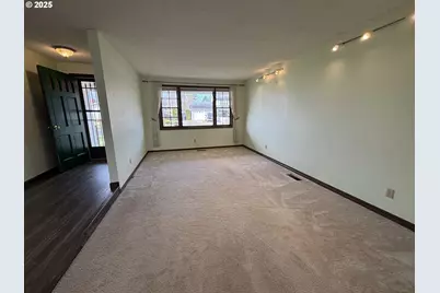 4546 46th Ave NE, Salem, OR 97305 - Photo 17