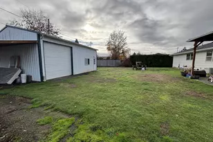 4546 46th Ave NE, Salem, OR 97305 - Photo 5