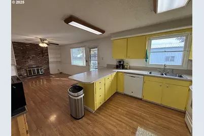 4546 46th Ave NE, Salem, OR 97305 - Photo 19