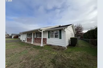 4546 46th Ave NE, Salem, OR 97305 - Photo 13