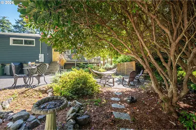 1271 N 14th St, Coos Bay, OR 97420 - Photo 37