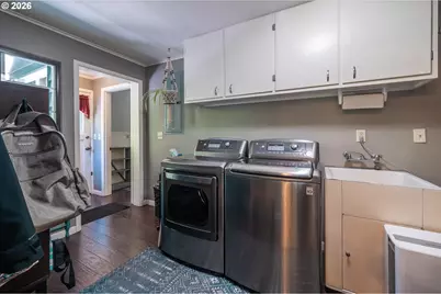 1271 N 14th St, Coos Bay, OR 97420 - Photo 31