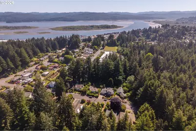 1271 N 14th St, Coos Bay, OR 97420 - Photo 47