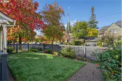 2807 NE Brazee St, Portland, OR 97212 - Photo 27