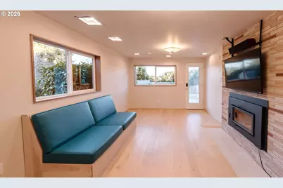 14285 SW 114th Ave, Tigard, OR 97224 - Photo 25