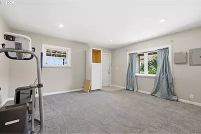 28821 Royal Ave, Eugene, OR 97402 - Photo 45
