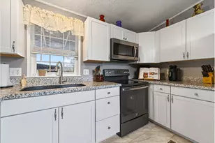 1428 NW 8th St, McMinnville, OR 97128 - Photo 11