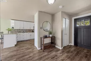 3198 Duke Snider Ave, Eugene, OR 97402 - Photo 7
