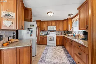 735 N 8th St, Lakeside, OR 97449 - Photo 15