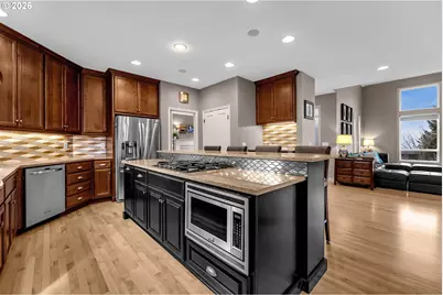 2250 NW Hood Dr, Camas, WA 98607 - Photo 11