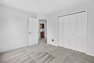 1026 SE Roundelay St, Hillsboro, OR 97123 - Photo 35