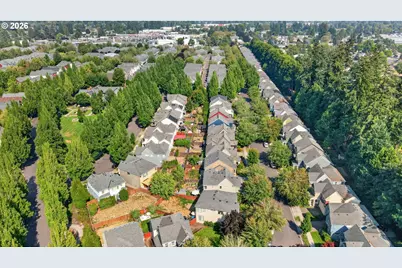 1026 SE Roundelay St, Hillsboro, OR 97123 - Photo 43