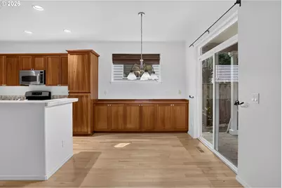 1026 SE Roundelay St, Hillsboro, OR 97123 - Photo 17