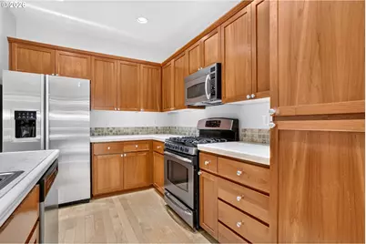 1026 SE Roundelay St, Hillsboro, OR 97123 - Photo 11
