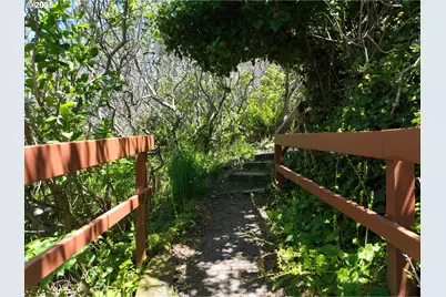 96503 Ridgeway St, Brookings, OR 97415 - Photo 11