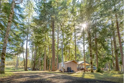 9188 S Bank Dr, Roseburg, OR 97470 - Photo 9