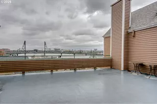 205 S Montgomery St, Portland, OR 97201 - Photo 35