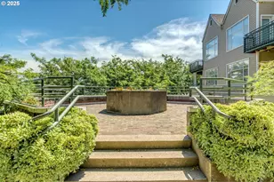 205 S Montgomery St, Portland, OR 97201 - Photo 37