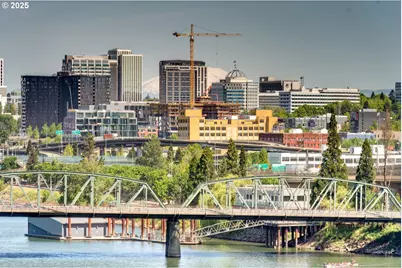 205 S Montgomery St #B204, Portland, OR 97201 - Photo 45