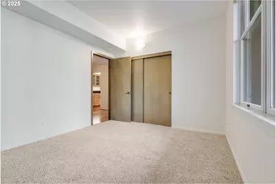 205 S Montgomery St #B204, Portland, OR 97201 - Photo 25