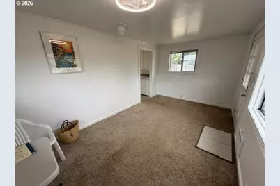 1992 18th St, Florence, OR 97439 - Photo 15