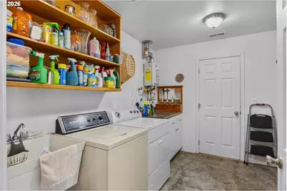 385 Church Rd, Sutherlin, OR 97479 - Photo 25