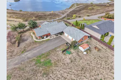 385 Church Rd, Sutherlin, OR 97479 - Photo 31