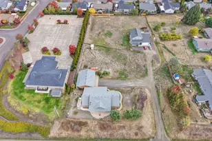 385 Church Rd, Sutherlin, OR 97479 - Photo 33