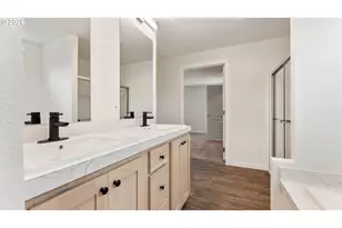 360 E 6th St E, Coquille, OR 97423 - Photo 11