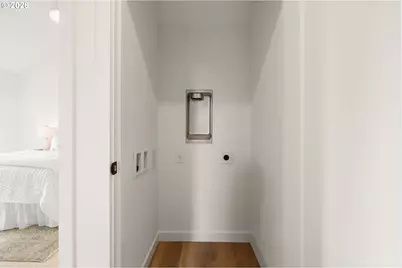 1522 NE Jarrett St #B, Portland, OR 97211 - Photo 19