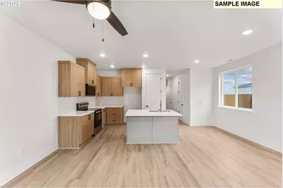 528 Spring Blvd, Woodburn, OR 97071 - Photo 15