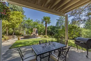 15884 SW Dozier Way, Tigard, OR 97224 - Photo 43