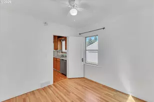 9224 N Polk Ave, Portland, OR 97203 - Photo 19