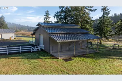 62061 Ross Inlet Rd, Coos Bay, OR 97420 - Photo 9