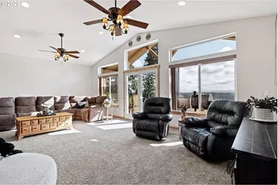 24674 Bolton Hill Rd, Veneta, OR 97487 - Photo 13