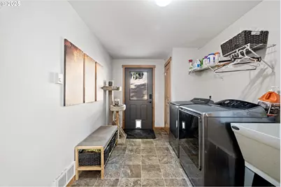 24674 Bolton Hill Rd, Veneta, OR 97487 - Photo 37