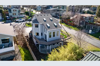 1222 Lincoln St, Hood River, OR 97031 - Photo 1