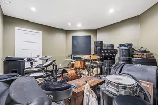 1222 Lincoln St, Hood River, OR 97031 - Photo 21