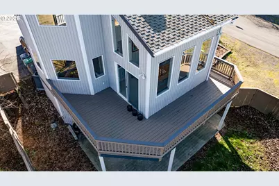 1222 Lincoln St, Hood River, OR 97031 - Photo 23