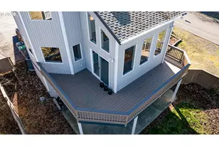 1222 Lincoln St, Hood River, OR 97031 - Photo 23