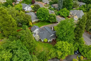 8345 SW Cashmur Ln, Portland, OR 97225 - Photo 43