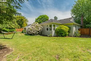 8345 SW Cashmur Ln, Portland, OR 97225 - Photo 35