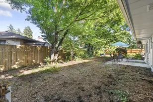 3034 SE 170th Ave, Portland, OR 97236 - Photo 43
