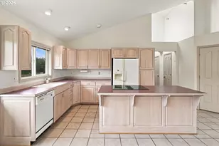 88692 Shoreline Dr, Florence, OR 97439 - Photo 11
