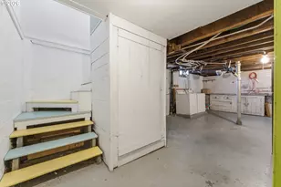 4038 NE 38th Ave, Portland, OR 97212 - Photo 25