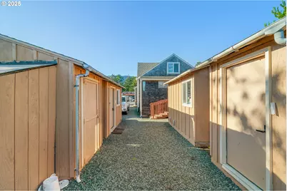 186 Laneda Ave, Manzanita, OR 97130 - Photo 29
