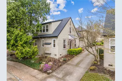 121 Wilbur St, Lake Oswego, OR 97034 - Photo 1