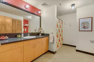 408 NW 12th Ave, Portland, OR 97209 - Photo 29