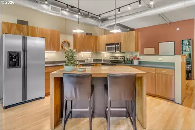 408 NW 12th Ave #201, Portland, OR 97209 - Photo 21